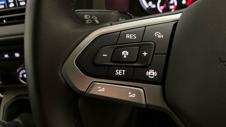 Volkswagen Transporter T30 Swb Diesel 2.0 TDI 150 Highline Kombi Van